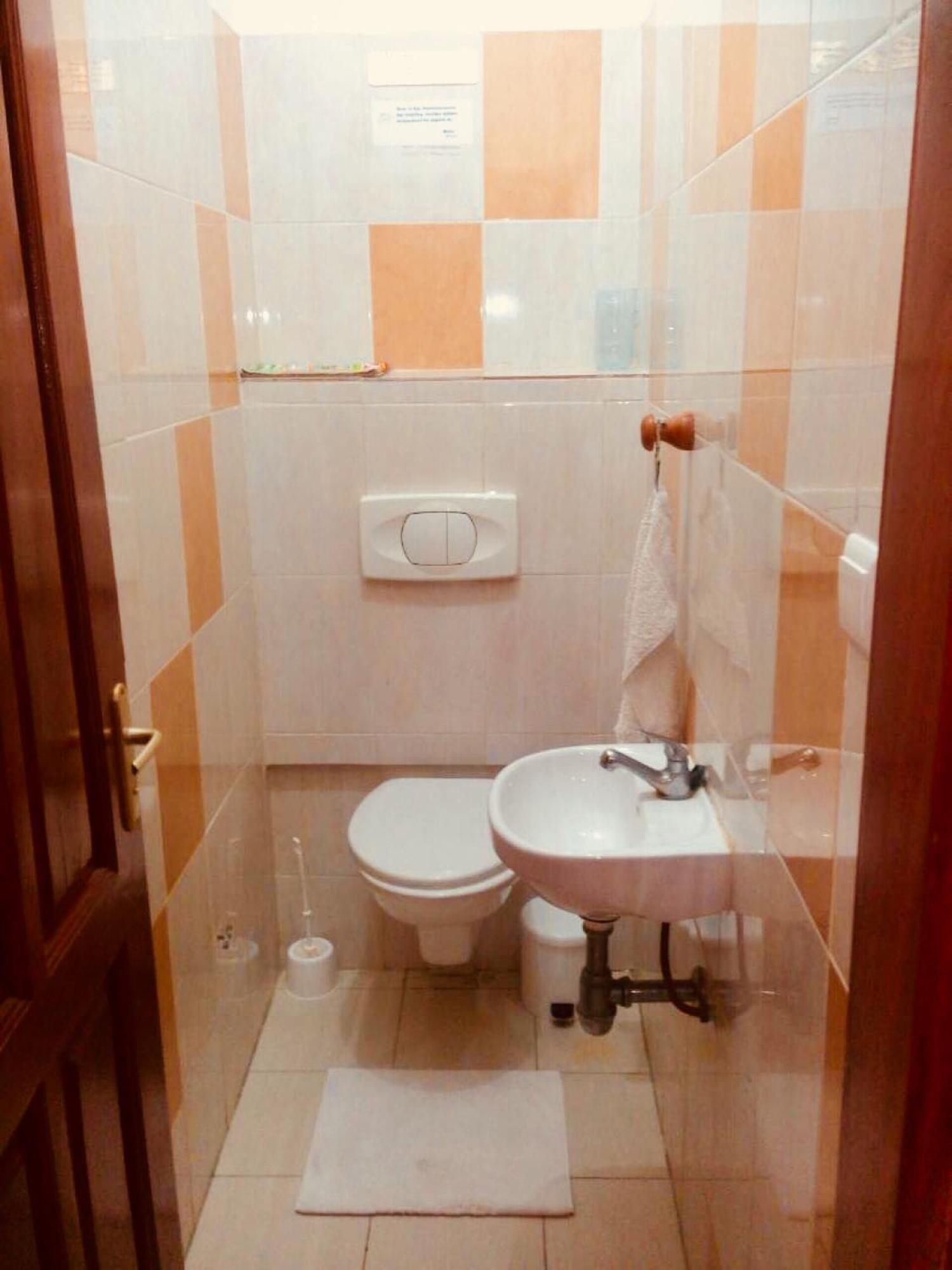 Dodoo Lodge Cotonou Chambre photo