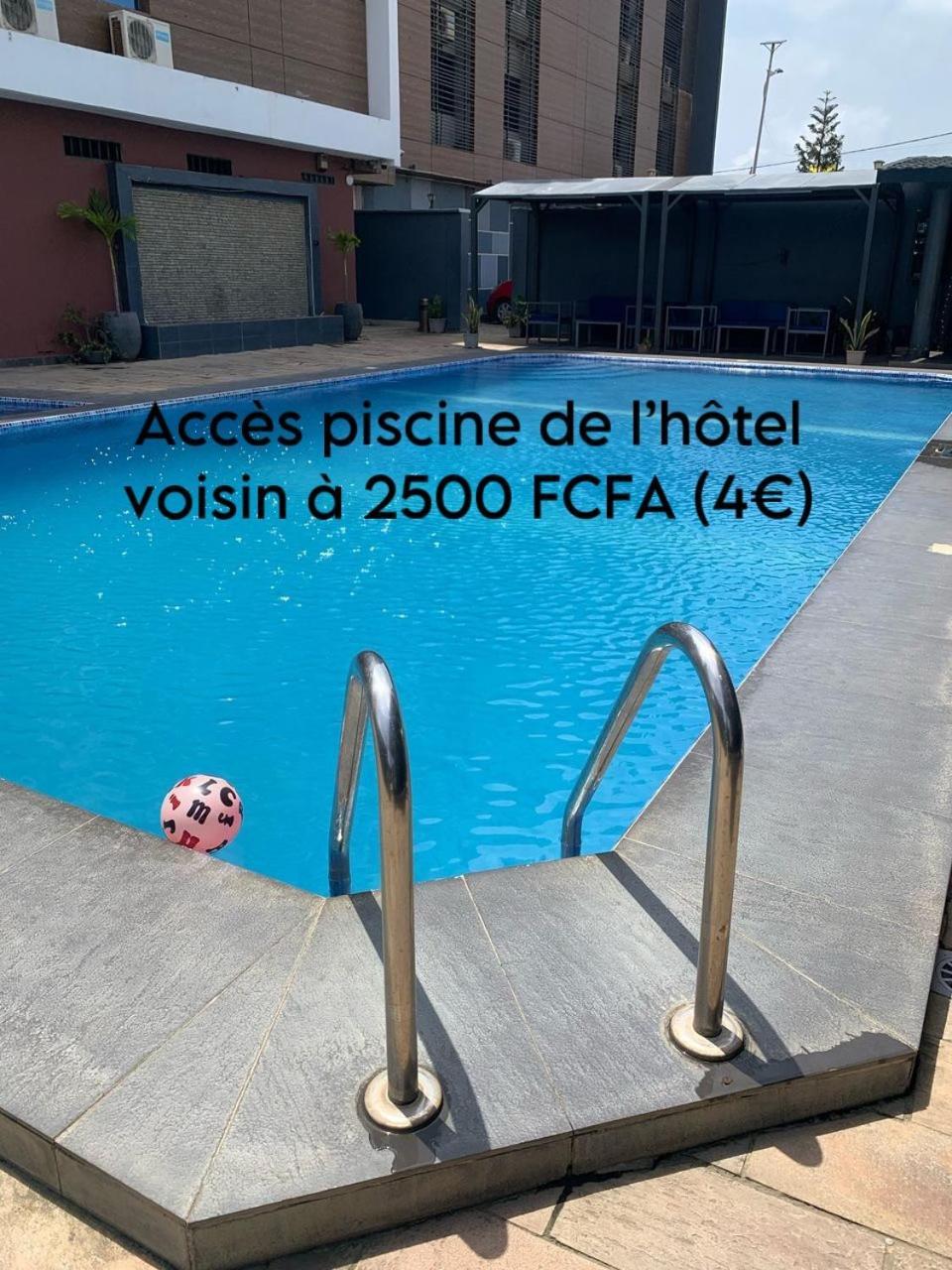 Dodoo Lodge Cotonou Extérieur photo