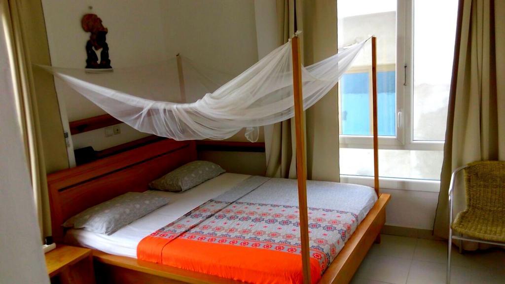 Dodoo Lodge Cotonou Extérieur photo