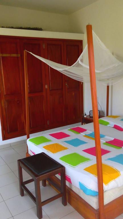 Dodoo Lodge Cotonou Extérieur photo