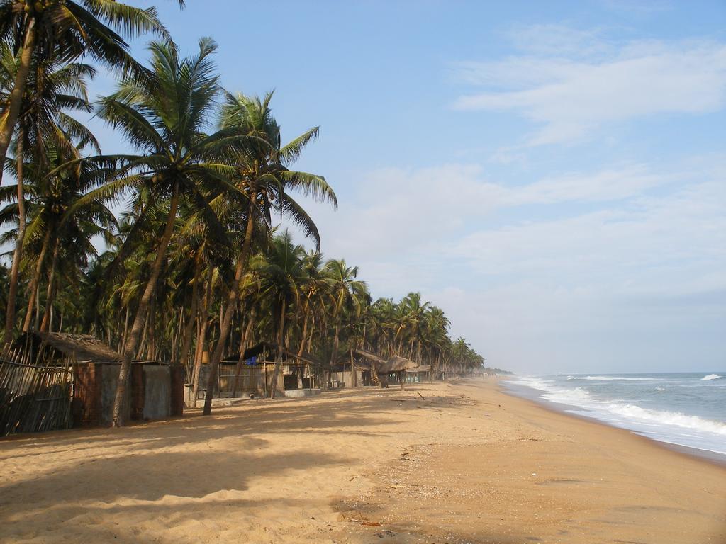 Dodoo Lodge Cotonou Extérieur photo