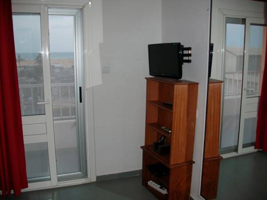 Dodoo Lodge Cotonou Extérieur photo